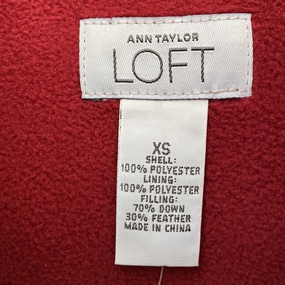 Ann Taylor LOFT Red Down Puffer Vest Quilted Sleeveless New with Tags XS - Picture 10 of 15